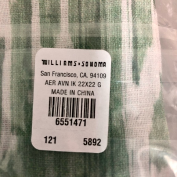 Aerin Avion Ikat Pilliow Covers. - Picture 5 of 7